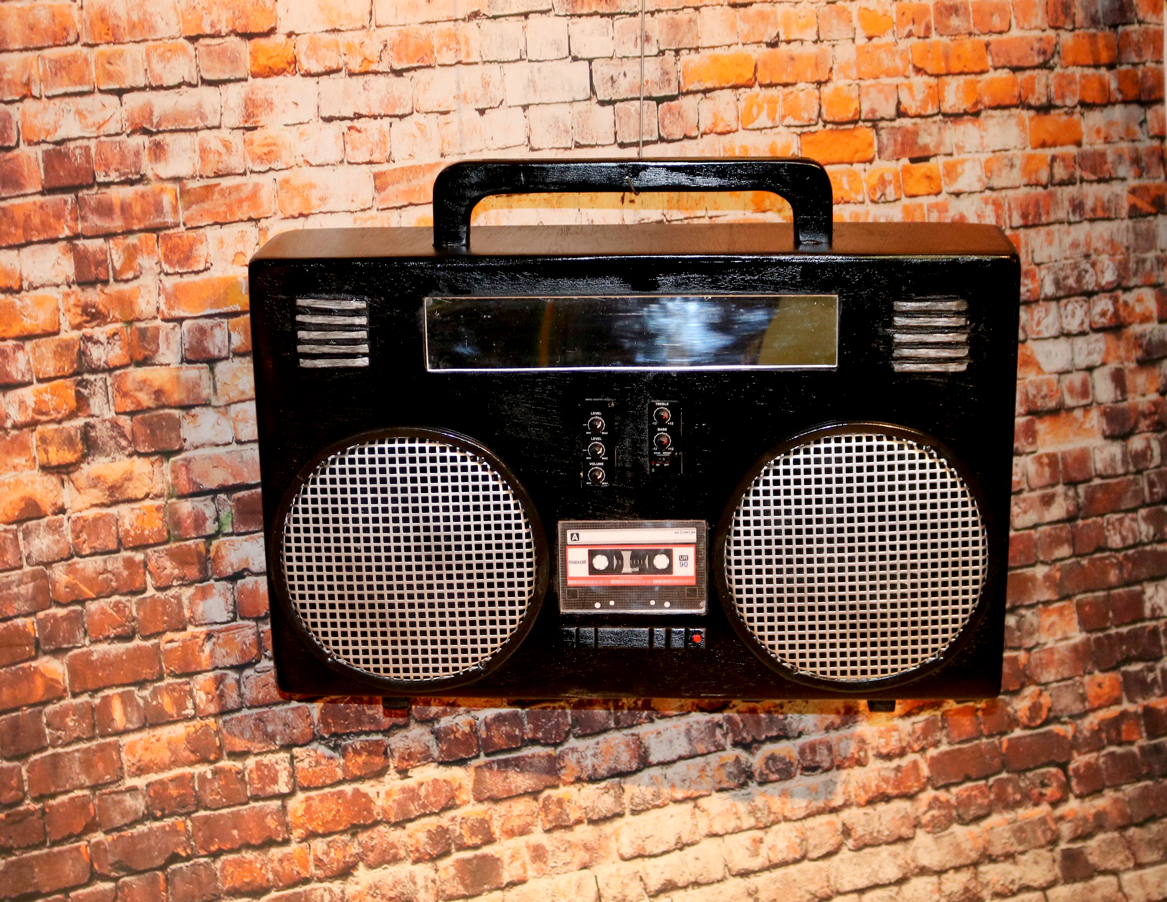 XXL Ghettoblaster ca. 80 x 40cm Deko (auch zum Aufhängen)